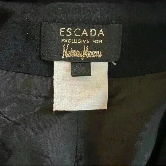 ESCADA Exclusive For Neiman Marcus Blazer - Picture 6 of 9